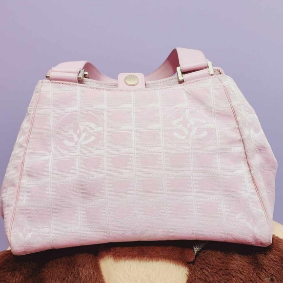 Chanel Bag - Picture 1 of 10